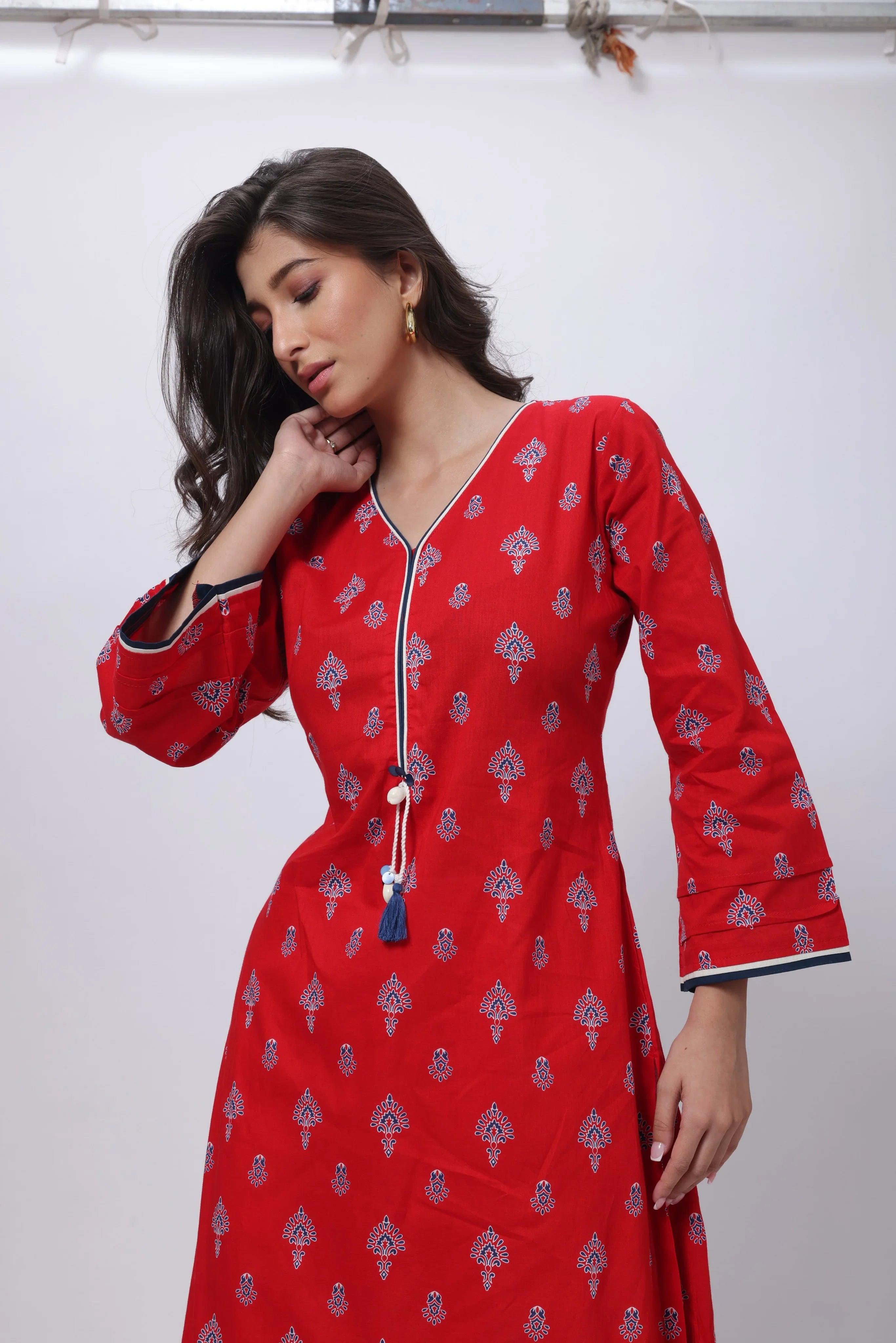 Printed Long Length Kurti in Ketchup Red