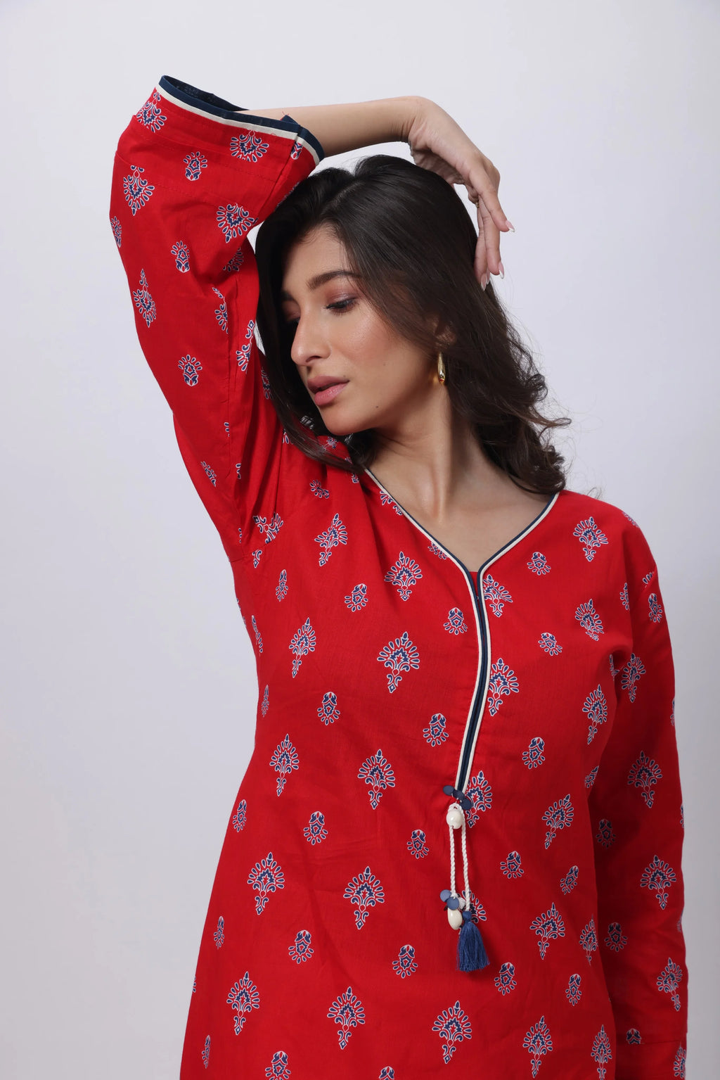 Printed Long Length Kurti in Ketchup Red